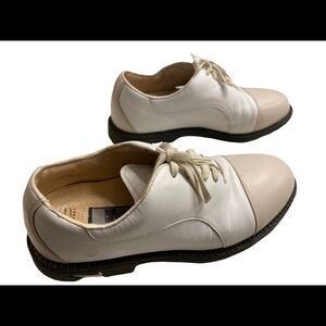 Vintage Nike Bella Last Golf Shoes